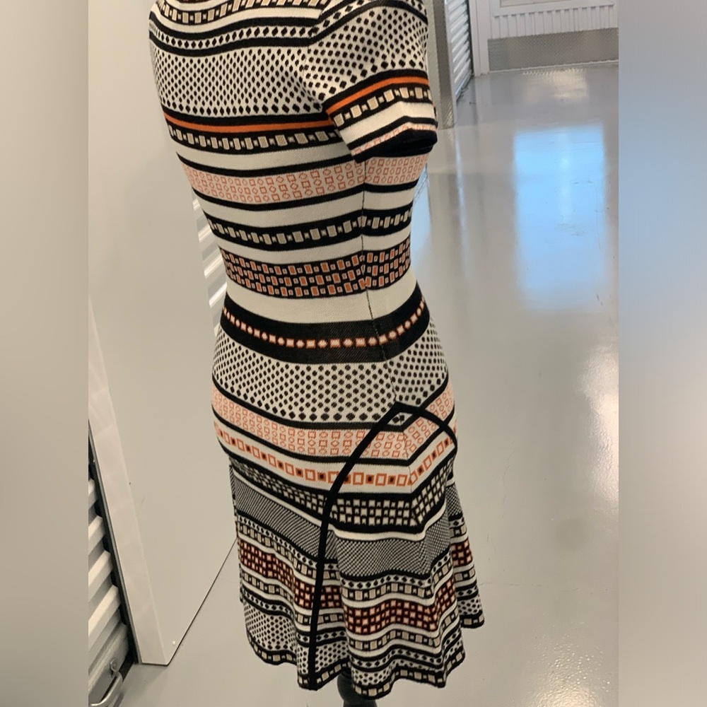 Cece Dress - Picture 3 of 9